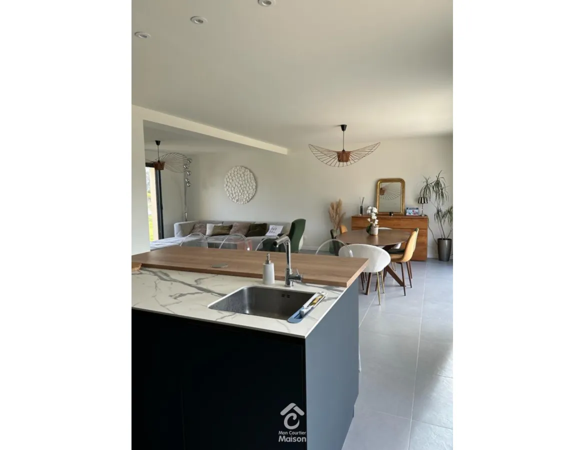 image Sophie & Cyril - House